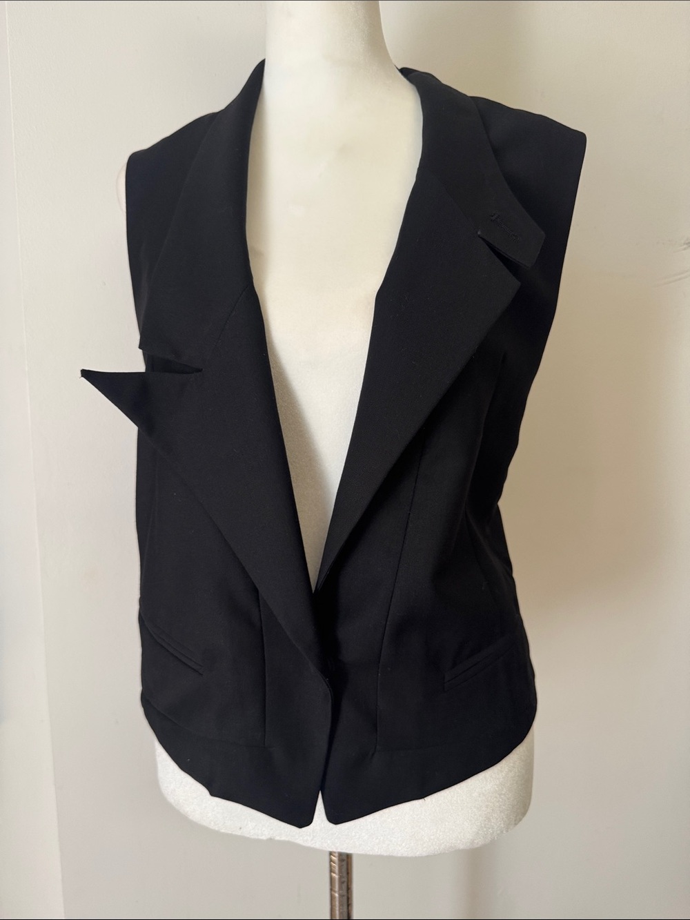 Kai Aakmann avant- garde black tailored blazer vest